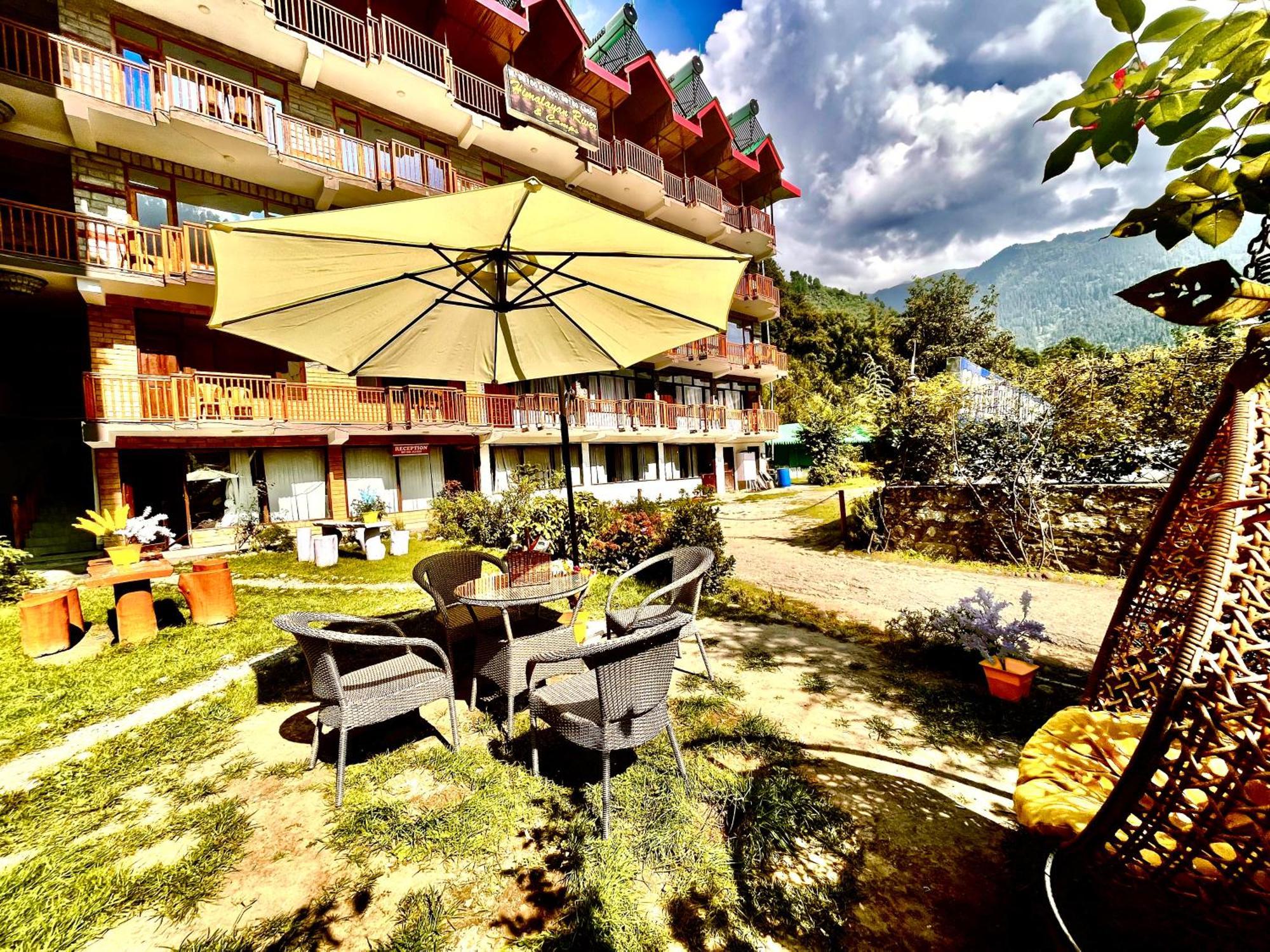 Himalayan Fort Resort, Manali - ! Riverside Property !! Big Lawn With Bonfire !! Best Selling !! Scenic River & Mountais View !! Big Parking !! Luxury Balcony Rooms !! Playing Zone !! Property Of The Year ! M 98160-43600 Exterior photo